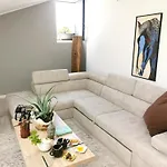 Whitehome