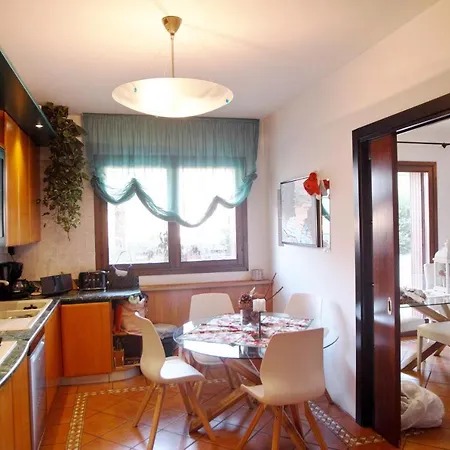 Whitehome