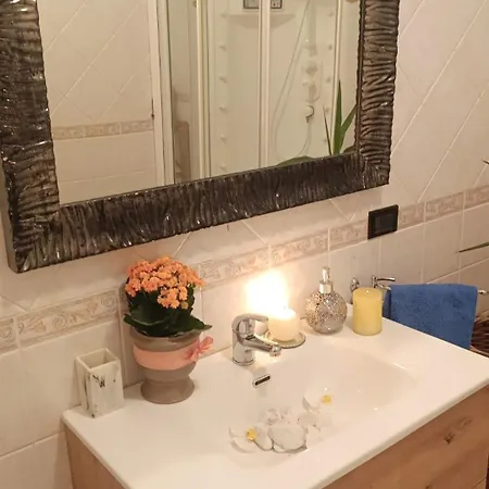 Whitehome Guest house