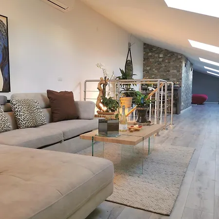 Whitehome Guest house Conegliano