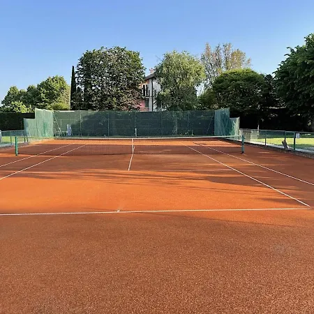 Whitehome 3* Conegliano